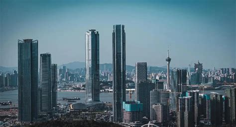 The Top 10 Attractions in Zhuhai .